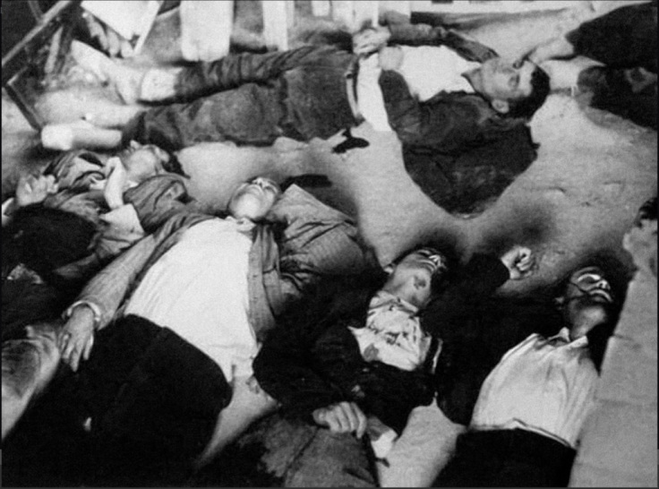 Campesinos víctimas de la intervención de la Guardia Civil en Yeste el 29 de mayo de 1936 (imagen: Alba Foto)